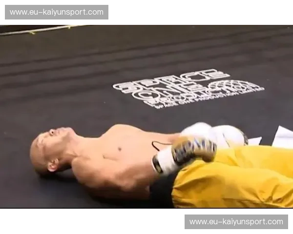 巅峰对决：一龙VS方便，谁才是中国搏击真正的“定海神针”？